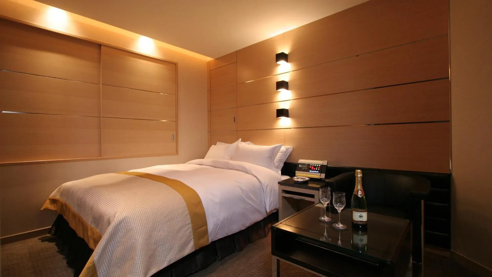 ***  Hotel The Glanz Tokyo Japan